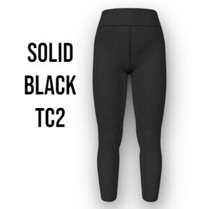 Last Pair! • LuLaRoe Solid Black Leggings TC2